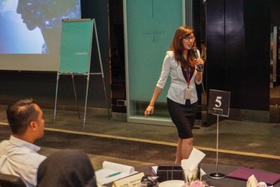 design thinking, brain writing, professional services, discussion, presentation, digital transformation, digital banking, new ideas, new thoughts, innovation, creativity